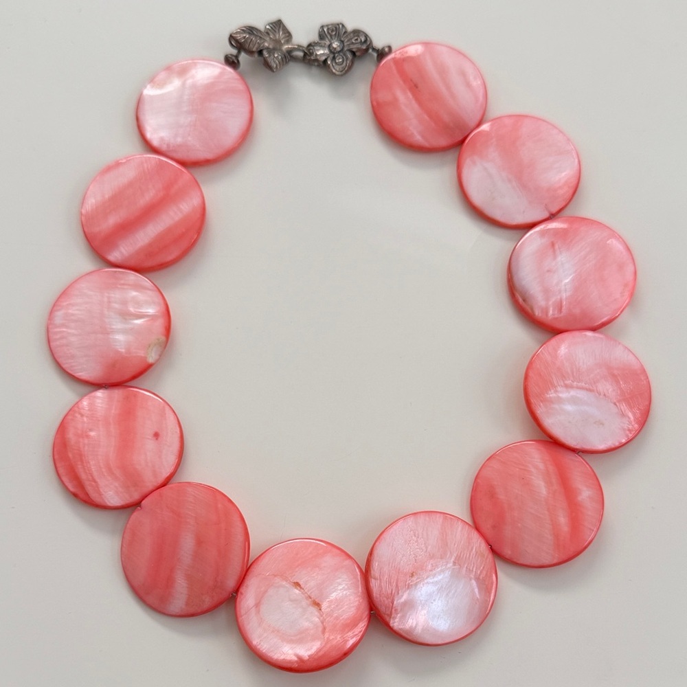 Elegant Pink Shell Necklace